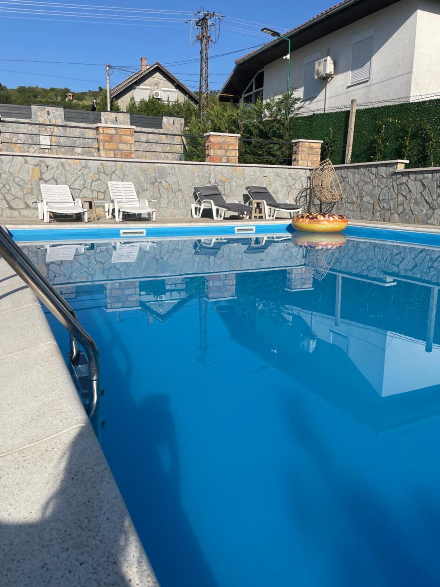 Vila Belilo Karlóca Kültér fotó